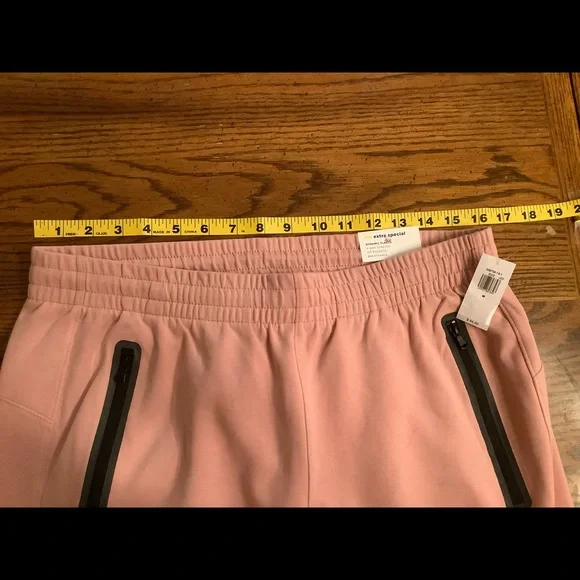 NWT Old Navy joggers - Picture 3 of 4